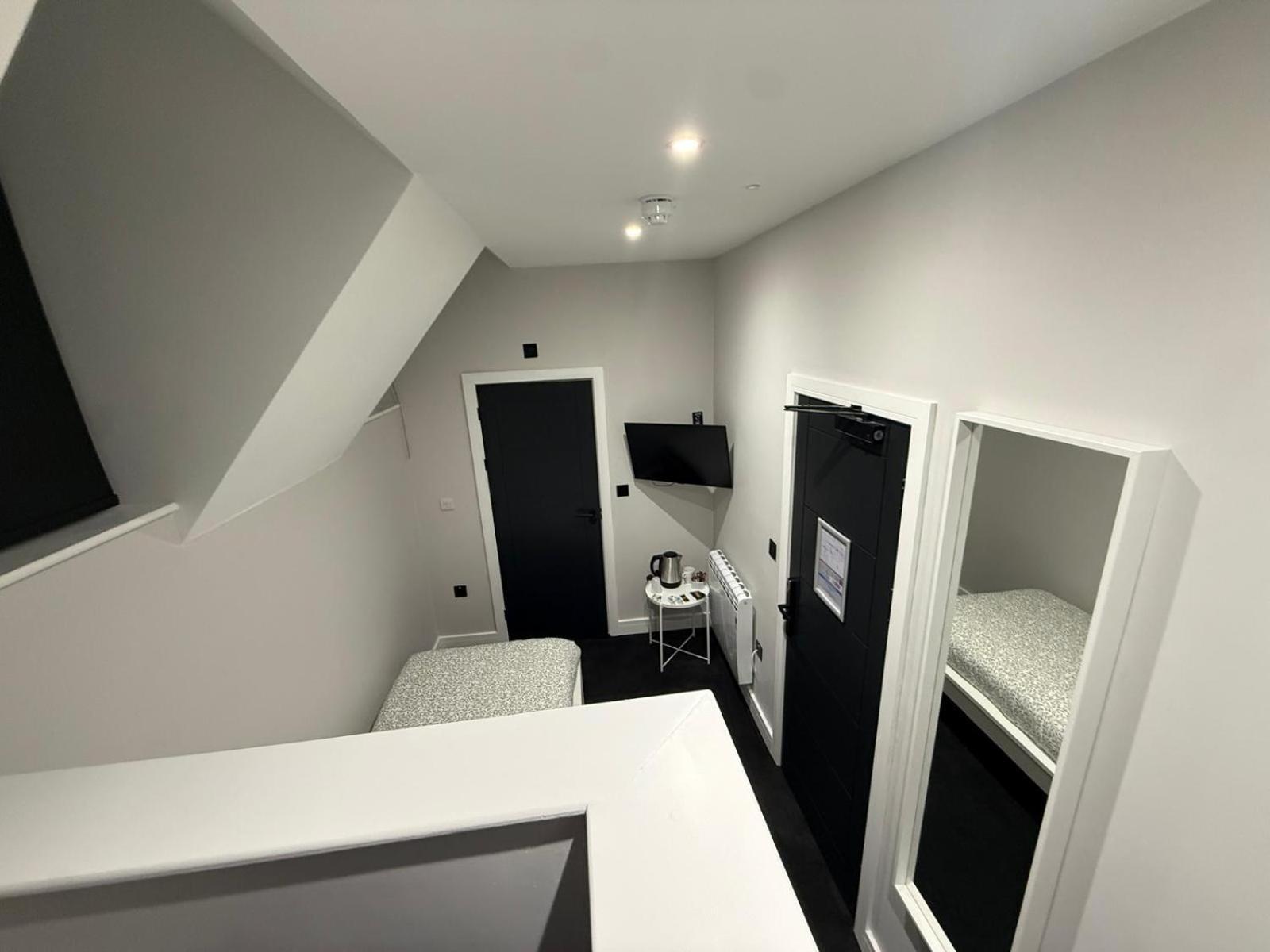 Superior Single Room
